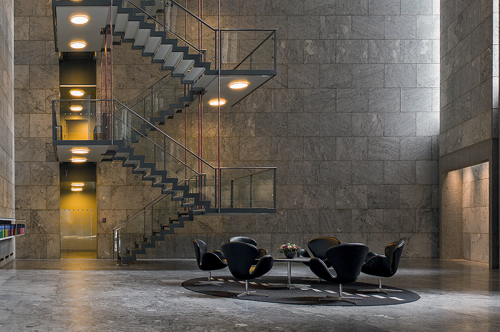 The foyer in the National Bank of Denmark furnished with Swan chairs. Photo: The National Bank of Denmark.